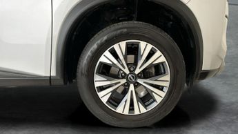 Nissan X-TRAIL 1.5 DIG-T MHEV N-Connecta XTRON (163 ps) - INTELLIGENT LANE INTE