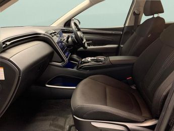 Hyundai Tucson 1.6 h T-GDi 13.8kWh Premium Plug-in 4WD (265 ps) - HEATED SEATS