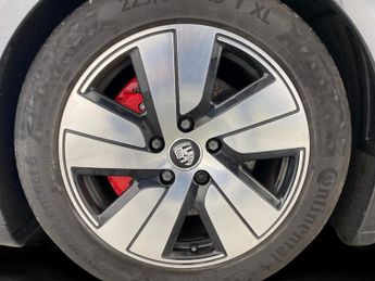 Porsche Taycan Performance 79.2kWh 4S 4WD (530 ps) - NAV - HEATED SEATS - PDLS+