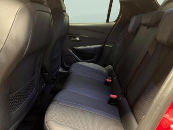 Peugeot E-208 50kWh GT (7kW Charger) (136 ps) - LED - REVERSE CAM - NAV