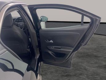 Vauxhall Mokka Electric 50kWh Elite Premium (136 ps) - HEATED SEATS - HEATED STEERING