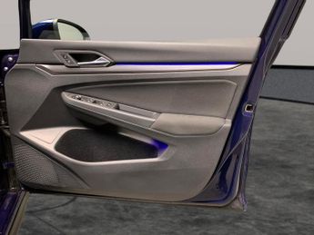 Volkswagen Golf 2.0 TSI GTI DSG (245 ps) - DIGITAL DASH - PADDLE SHIFT - PARK SE