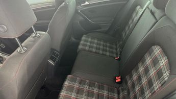 Volkswagen Golf 2.0 TSI GPF GTI Performance DSG (245 ps) - REVERSE CAM - HEATED 