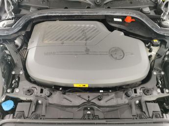 Mini Electric Hatch Cooper SE 32.6kWh Level 1 (184 ps) - CARPLAY - KEYLESS ENTRY - L