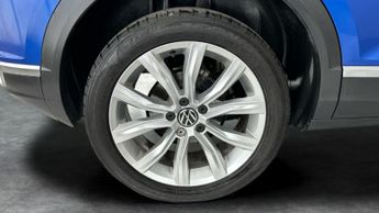 Volkswagen T-Roc 1.5 TSI GPF EVO SEL DSG (150 ps) - NAV - CARPLAY - LED