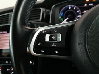 Volkswagen Golf 1.4 TSI 8.7kWh GTE Plug-in DSG (204 ps) - BLUETOOTH - PADDLE SHI