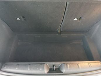 Mini Electric Hatch Cooper SE 32.6kWh Level 1 (184 ps) - CARPLAY - KEYLESS ENTRY - L