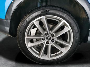 Audi Q3 2.0 TDI 35 Black Edition Sportback S Tronic (150 ps) - REVERSE C