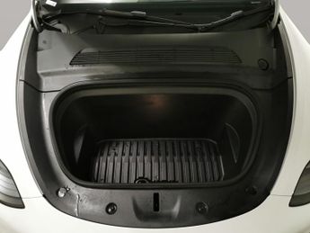 Tesla Model Y SUV RWD (346 ps) - HEATED STEERING - BLIND SPOT ASSIST - WIFI