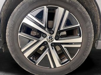 Volkswagen Taigo 1.5 TSI Style DSG (150 ps) - PADDLE SHIFT - WIRELESS CHARGER - D