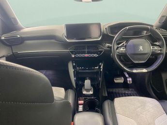 Peugeot E-2008 50kWh GT Premium (136 ps) - REVERSE CAM - ALCANTARA - NAV