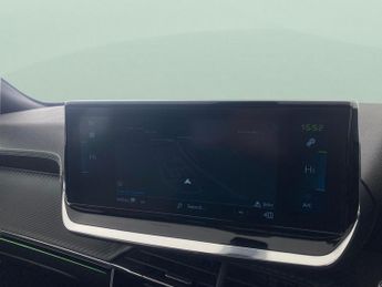 Peugeot E-2008 50kWh GT Premium (136 ps) - REVERSE CAM - ALCANTARA - NAV