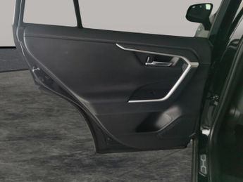 Toyota RAV4 2.5 VVT-h GPF Design CVT (218 ps) - REVERSE CAM - NAV - LANE TRA