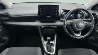 Toyota Yaris 1.5 VVT-h Design E-CVT (116 ps) - BLUETOOTH - AIR CON - DAB