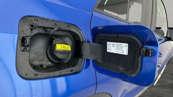 Volkswagen T-Roc 1.5 TSI GPF EVO SEL DSG (150 ps) - NAV - CARPLAY - LED