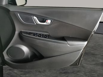 Hyundai Kona 1.6 h-GDi SE Connect DCT (141 ps) - BLUETOOTH - DIGITAL DASH - P