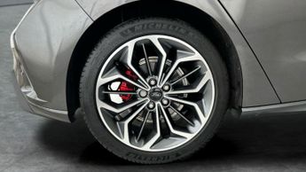 Ford Focus 1.0T EcoBoost MHEV ST-Line X DCT (155 ps) - FORD SYNC - KEYFREE 