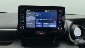 Toyota Yaris 1.5 VVT-h Design E-CVT (116 ps) - BLUETOOTH - AIR CON - DAB