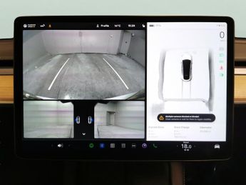 Tesla Model Y SUV RWD (346 ps) - HEATED STEERING - BLIND SPOT ASSIST - WIFI