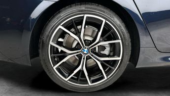 BMW 5 Series 2.0 520d MHT M Sport Steptronic (190 ps) - MF INSTRUMENT PANEL