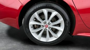 Jaguar XF 2.0d R-Sport Sportbrake (180 ps) - CARPLAY - NAV - HEATED SEATS