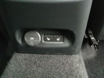 Volvo XC40 Recharge 69kWh Ultimate (231 ps) - ADAPT CRUISE - HK AUDIO - CAR