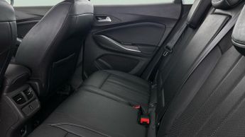 Vauxhall Grandland X 1.2 Turbo Elite Nav 8Spd (130 ps) - BLUETOOTH - CRUISE - CLIMATE