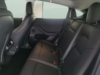 Tesla Model Y SUV RWD (346 ps) - NAV - LEATHER - HEATED STEERING