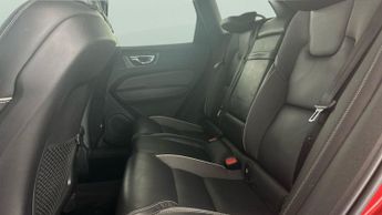 Volvo XC60 2.0 T5 R-Design Pro AWD (250 ps) - INTELLISAFE SURROUND - CONVEN