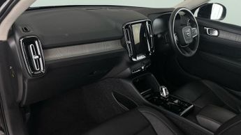 Volvo XC40 1.5h T4 Recharge 10.7kWh Inscription Plug-in (211 ps) - LANE DEP
