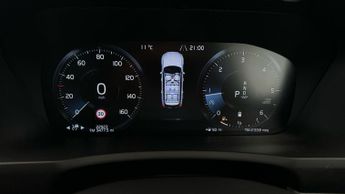 Volvo XC90 2.0 B5 MHEV Momentum 4WD (235 ps) - LED - HEATED SEATS - DRIVER 