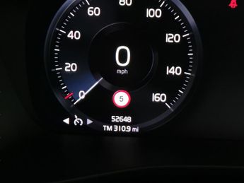 Volvo XC40 1.5h T4 Recharge 10.7kWh Core Plug-in (211 ps) - CARPLAY - PARK 