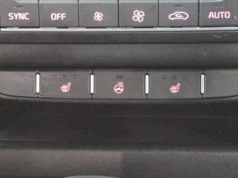 Kia Xceed 1.5 T-GDi 3 DCT (158 bhp) - HEATED STEERING - LANE DEPARTURE  - 