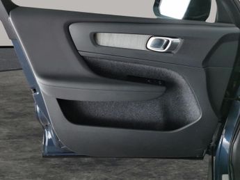 Volvo XC40 1.5h T5 Twin Engine Recharge 10.7kWh Inscription Pro Plug-in (26