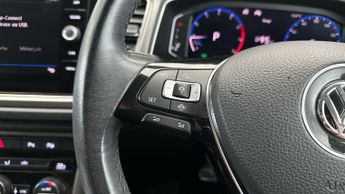 Volkswagen T-Roc 1.5 TSI GPF EVO Design DSG (150 ps) - PRIVACY GLASS