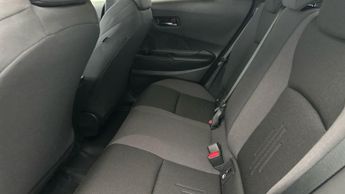 Toyota C-HR 2.0 VVT 13.6kWh Design Plug-in CVT (223 ps) - HEATED SEATS