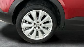 Vauxhall Grandland X 1.2 Turbo Elite Nav 8Spd (130 ps) - BLUETOOTH - CRUISE - CLIMATE