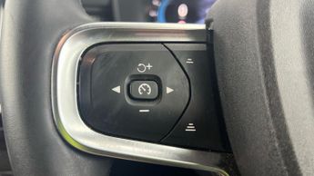 Volvo XC40 Recharge Twin 78kWh Plus AWD (408 ps) - DRIVER ASSIST - CLIMATE 