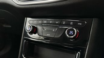 Vauxhall Astra 1.5 Turbo D SRi Nav (122 ps) - BLUETOOTH - CRUISE - AIR CON
