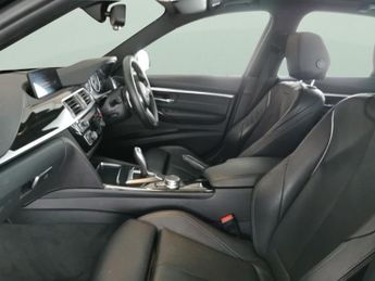 BMW 3 Series 2.0 330e 7.6kWh M Sport Plug-in (252 ps) - HUD - ADAPT CRUISE