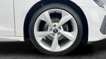 Audi A3 1.0 TFSI 30 S line Sportback S Tronic (110 ps) - LANE DEPARTURE 