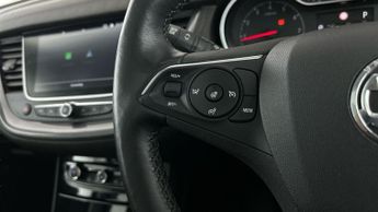 Vauxhall Grandland X 1.2 Turbo Elite Nav 8Spd (130 ps) - BLUETOOTH - CRUISE - CLIMATE