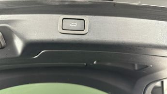 Jaguar I-PACE 400 90kWh HSE 4WD (400 ps) - MERIDIAN AUDIO - HEATED STEERING