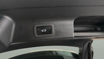 Jaguar F-PACE 2.0 D200 MHEV SE AWD (204 ps) - BLIND SPOT ASSIST - LANE DEPARTU