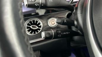 Mercedes-Benz E Class 2.0 E300 AMG Line (Premium Plus) Coupe G-Tronic+ (245 ps) - PAN 