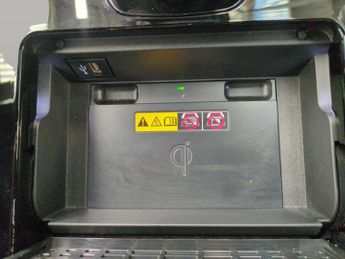 Toyota Bz4x 71.4kWh Vision AWD (11kW OBC) (218 ps) - HEATED LEATHER - HEATED