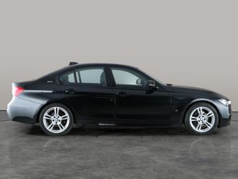 BMW 3 Series 2.0 330e 7.6kWh M Sport Plug-in (252 ps) - HUD - ADAPT CRUISE