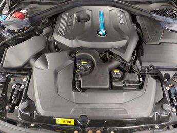 BMW 3 Series 2.0 330e 7.6kWh M Sport Plug-in (252 ps) - HUD - ADAPT CRUISE