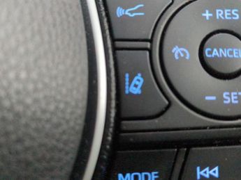 Toyota RAV4 2.5 VVT-h Design CVT (218 ps) - REVERSE CAM - NAV - HEATED STEER