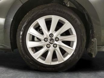 Toyota Yaris 1.5 VVT-h Icon E-CVT (116 ps) - BLUETOOTH - AIR CON - AUTO HEADL